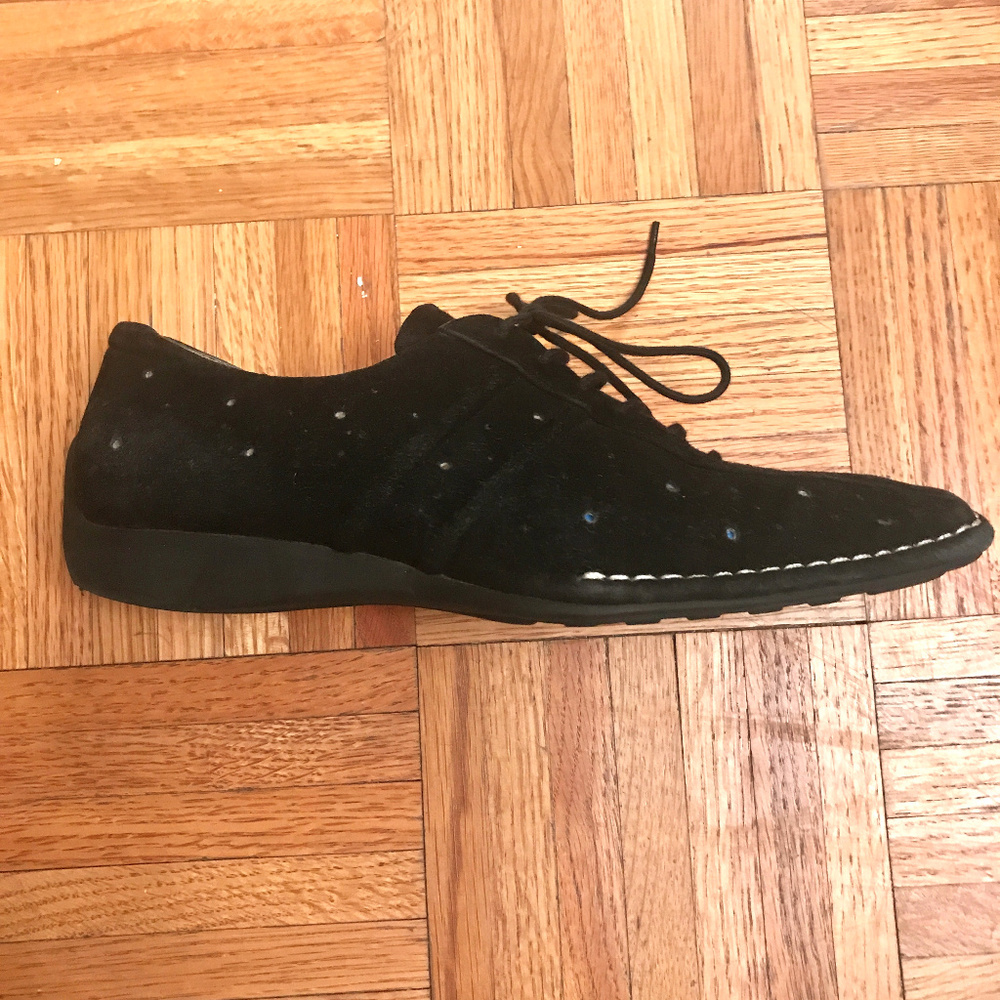 BCBGMAXAZRIA perforated suede leather loafers - Picture 2 of 7